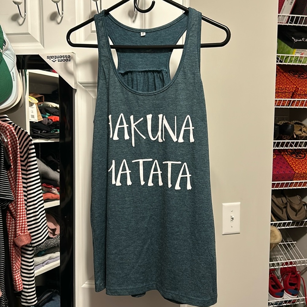 Disney Etsy Hakuna Matata tank size M